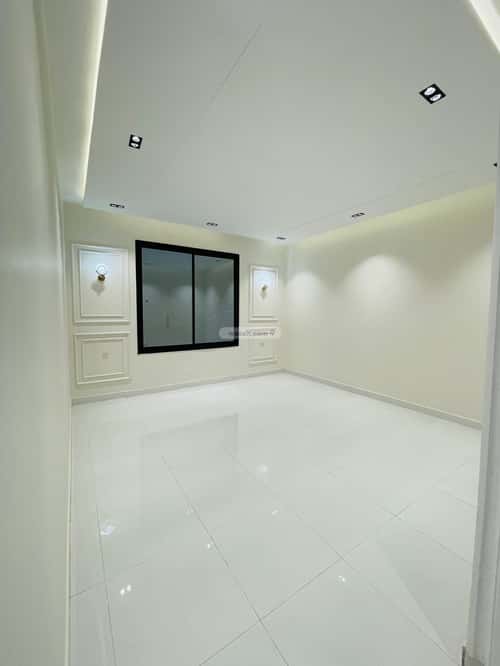 Floor 229 SQM with 6 Bedrooms Tara, Khamis Mushait