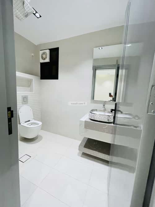 Floor 229 SQM with 6 Bedrooms Tara, Khamis Mushait