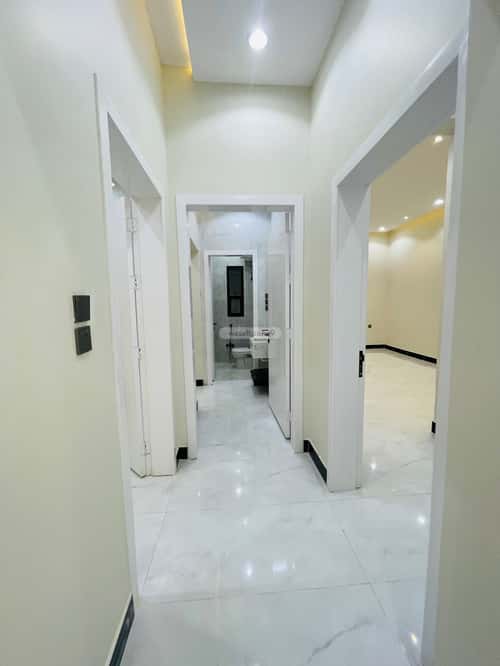 Floor 214 SQM with 6 Bedrooms Al-Wurud, Khamis Mushait