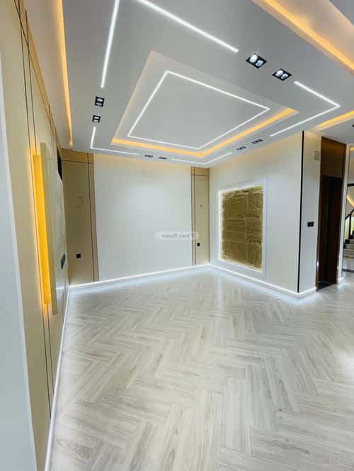 دور 223 متر مربع ب 6 غرف الشرف، خميس مشيط