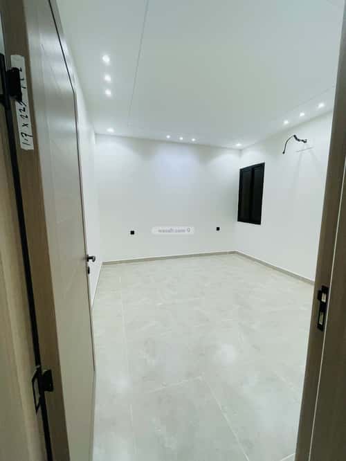 Floor 225 SQM with 6 Bedrooms The Diriyah, Khamis Mushait