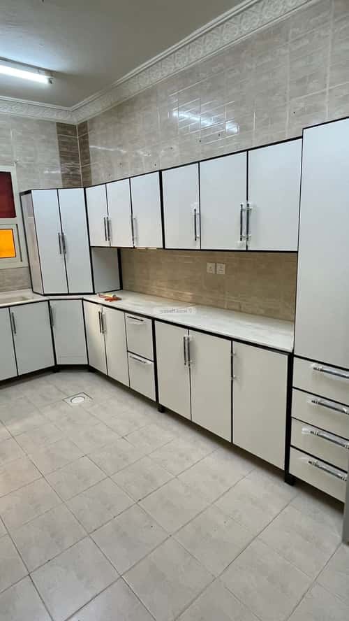 Apartment with 3 Bedrooms Ishbiliyah, East Riyadh, Riyadh