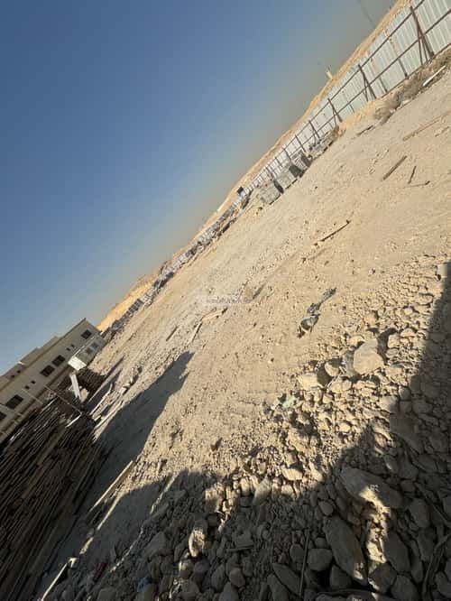 أرض 1558 متر مربع جنوبية على شارع 30م المصانع، جنوب الرياض، الرياض