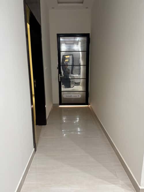 فيلا 189 متر مربع جنوبية على شارع 18م النظيم، شرق الرياض، الرياض