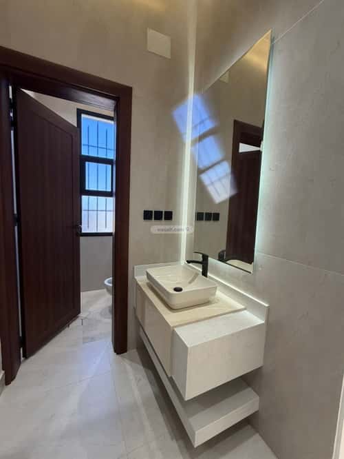 شقة ب 7 غرف المعمورة، خميس مشيط