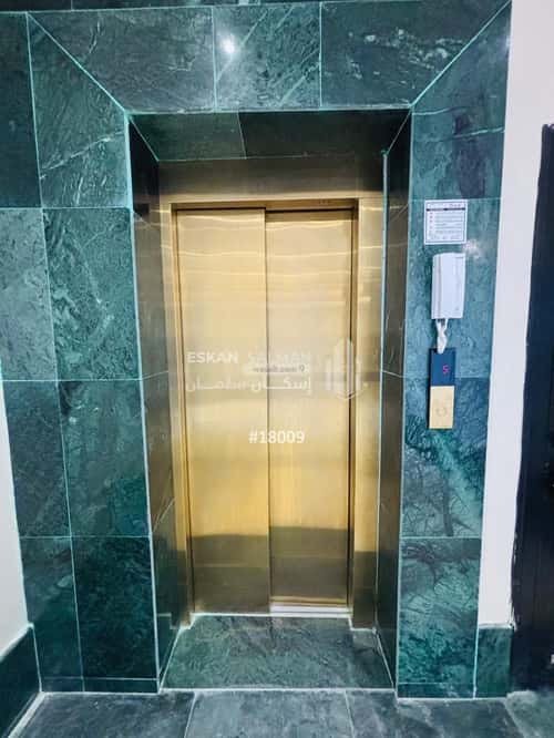 Apartment with 3 Bedrooms Al Seef, Aldammam