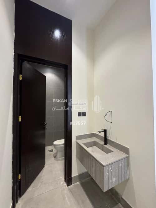 فيلا 289 متر مربع شمالية على شارع 20م بدر، جنوب الرياض، الرياض