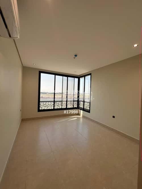 شقة ب 5 غرف طيبة، الدمام