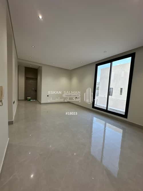 Floor 179 SQM with 5 Bedrooms Al-Janadriyah, East Riyadh, Riyadh