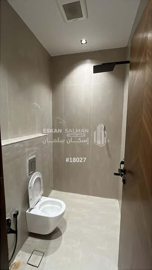 فيلا 322 متر مربع شرقية على شارع 15م طويق، غرب الرياض، الرياض