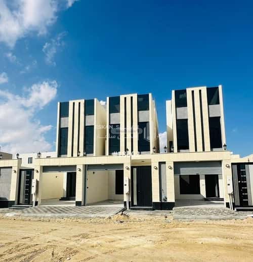 فيلا 221 متر مربع جنوبية على شارع 24م ضاحية الملك فهد، الدمام