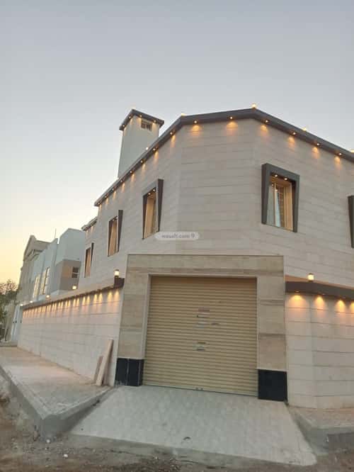 Villa 270 SQM Facing South with 6 Bedrooms Al Yaqoot, North Jeddah, Jeddah