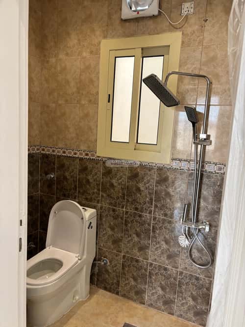 فيلا 270 متر مربع واجهة جنوبية ب 6 غرف الياقوت، شمال جدة، جدة