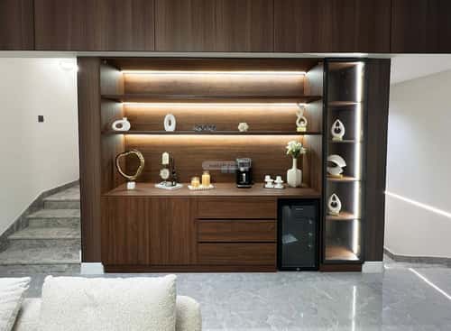 فيلا 300 متر مربع غربية على شارع 15م الياقوت، شمال جدة، جدة