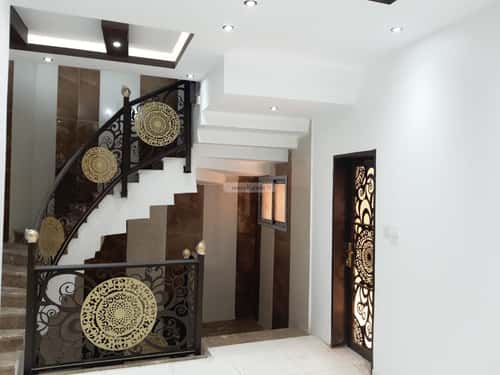 Villa 448 SQM Facing South with 4 Bedrooms Al-Olaya, Central Riyadh, Riyadh