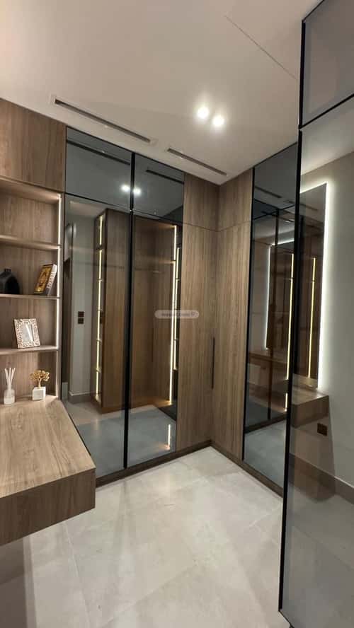 فيلا 312 متر مربع شمالية غربية على شارع 20م السيف، الدمام