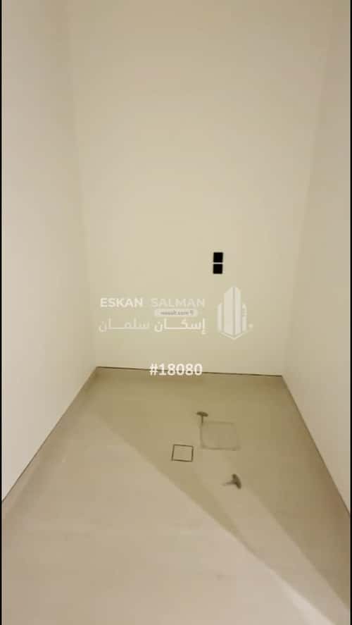 فيلا 469 متر مربع شرقية على شارع 15م الشعلة، الدمام