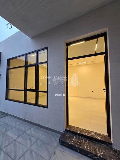 Floor 146 SQM with 5 Bedrooms Ar-Rimal, East Riyadh, Riyadh