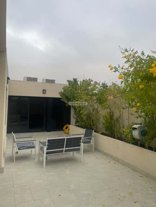 Floor 116 SQM with 5 Bedrooms Al Nahda, Bariduh