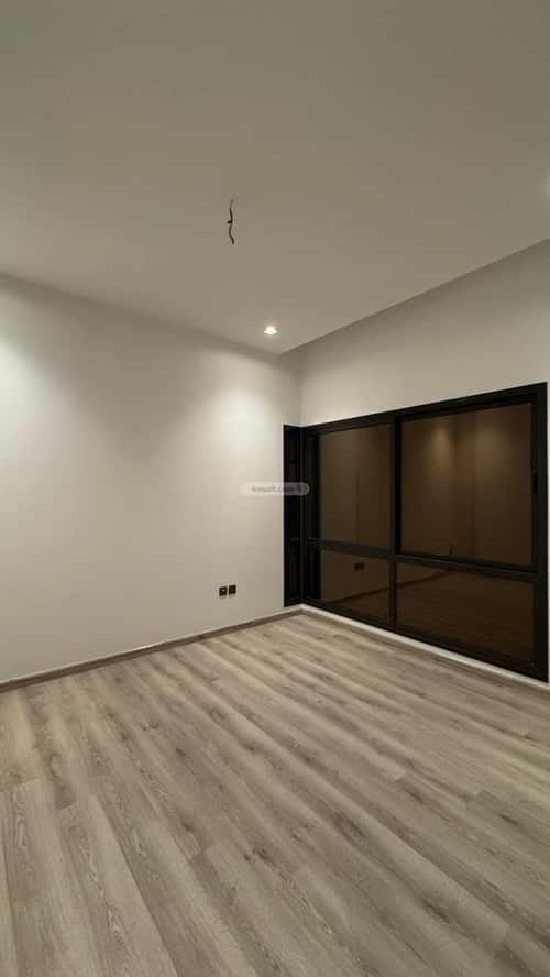 فيلا 525 متر مربع غربية على شارع 16م البحر، الخبر