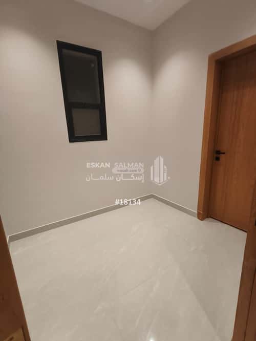 Floor 200 SQM with 5 Bedrooms Al-Qadisiyah, East Riyadh, Riyadh