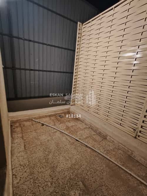 Floor 200 SQM with 5 Bedrooms Al-Qadisiyah, East Riyadh, Riyadh
