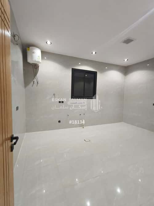 دور 200 متر مربع ب 5 غرف القادسية، شرق الرياض، الرياض