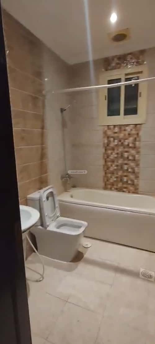 شقة 186 متر مربع ب 5 غرف الروضة، شمال جدة، جدة