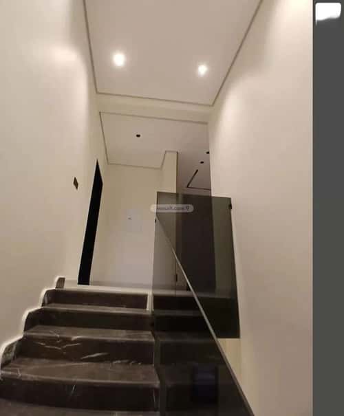 فيلا 222 متر مربع شرقية على شارع 18م الرمال، شرق الرياض، الرياض