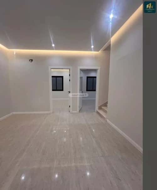 فيلا 200 متر مربع جنوبية على شارع 10م السويدي، غرب الرياض، الرياض