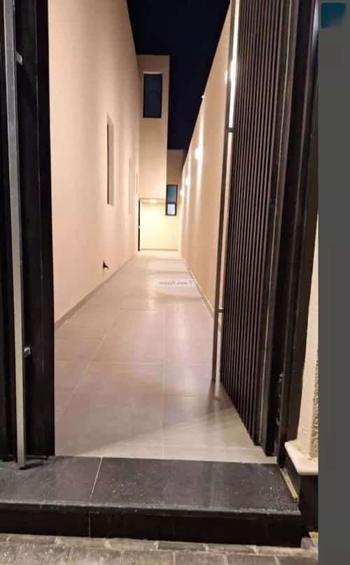 فيلا 375 متر مربع شرقية على شارع 20م ضاحية نمار، غرب الرياض، الرياض