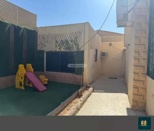 فيلا 500 متر مربع شمالية شرقية على شارع 15م الزهرة، غرب الرياض، الرياض