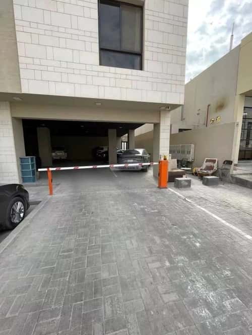 Apartment with 4 Bedrooms Al-Malqa, North Riyadh, Riyadh