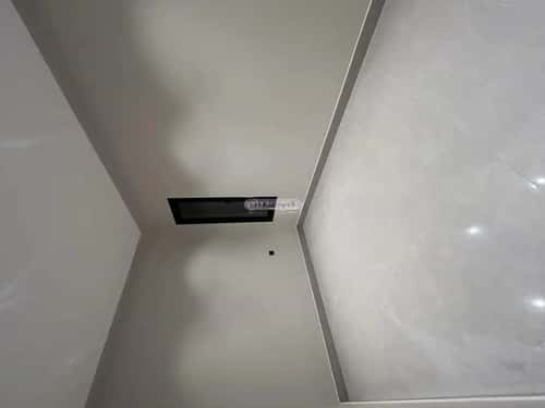 فيلا 258 متر مربع شمالية على شارع 18م النرجس، شمال الرياض، الرياض