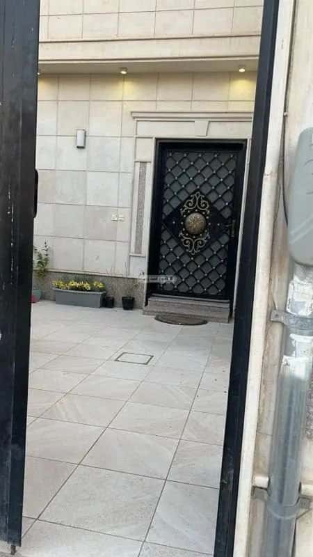 فيلا 312 متر مربع شرقية على شارع 20م العارض، شمال الرياض، الرياض