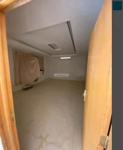 فيلا 400 متر مربع جنوبية شرقية على شارع 15م العريجاء الأوسط، غرب الرياض، الرياض