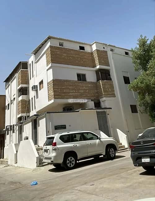 عمارة 200 متر مربع واجهة شمالية اليمامة، وسط الرياض، الرياض