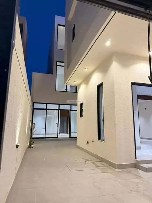 6 bedroom villa in Al Mahdiyyah