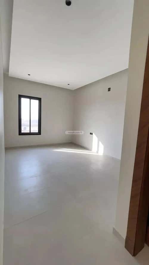 فيلا 300 متر مربع شمالية غربية على شارع 20م المهدية، غرب الرياض، الرياض