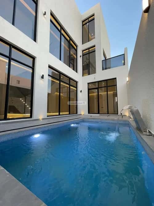 6 bedroom villa in Al Mahdiyyah