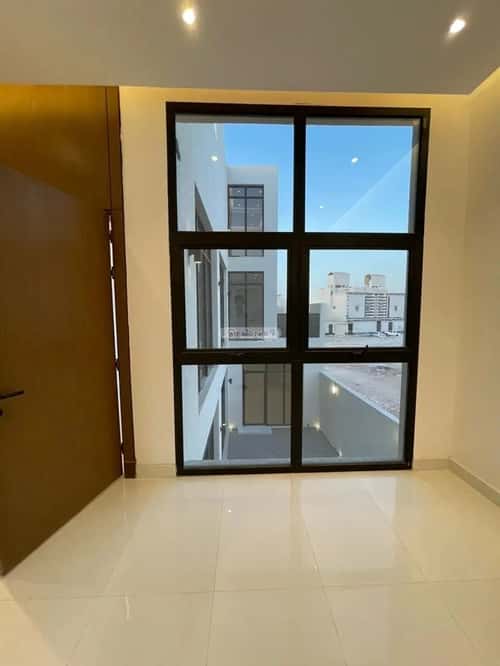 فيلا 448 متر مربع جنوبية على شارع 20م المهدية، غرب الرياض، الرياض