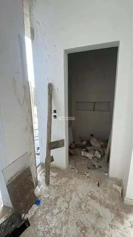 فيلا 500 متر مربع شمالية غربية على شارع 20م المهدية، غرب الرياض، الرياض