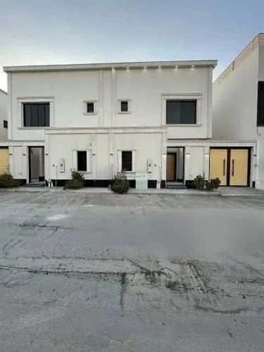 6 bedroom villa in Al Mahdiyyah