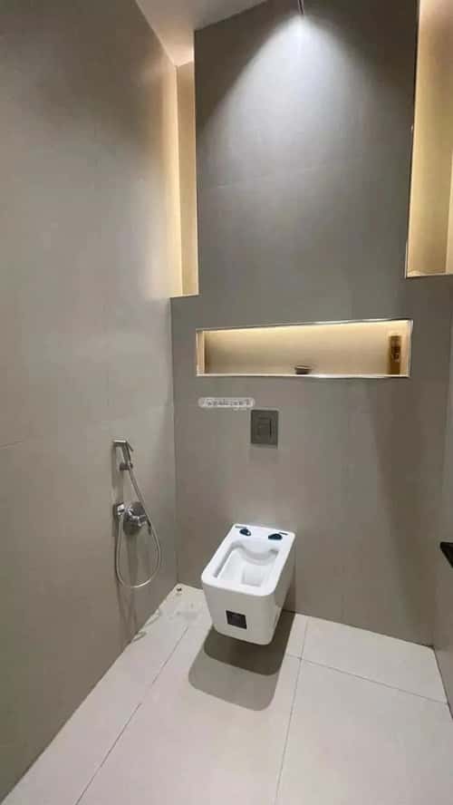 6 bedroom villa in Al Mahdiyyah