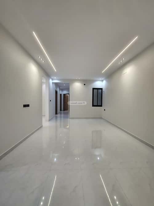 Floor 364 SQM with 7 Bedrooms Al-Wurud, Khamis Mushait