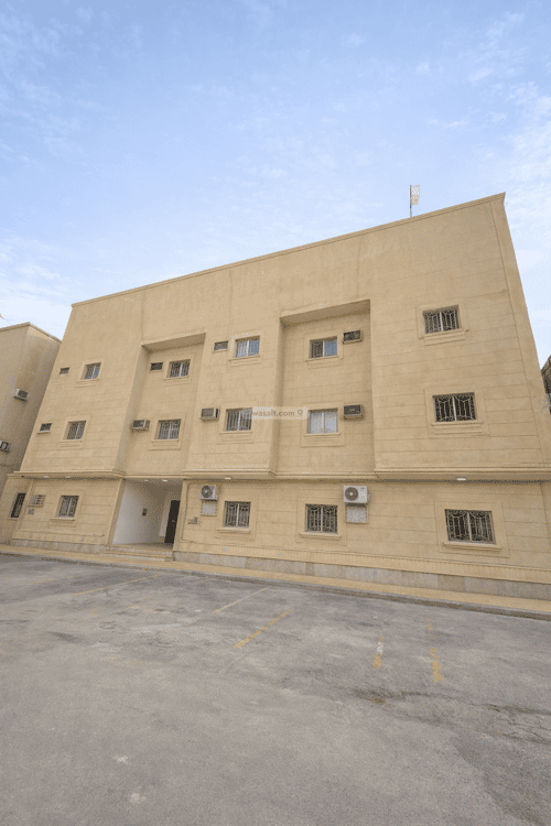 Apartment with 4 Bedrooms Bader, South Riyadh, Riyadh
