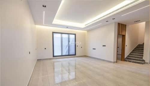 فيلا 210 متر مربع شرقية على شارع 15م العارض، شمال الرياض، الرياض