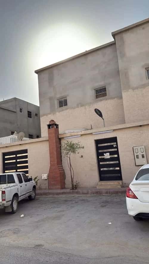 فيلا 482 متر مربع جنوبية على شارع 20م النظيم، شرق الرياض، الرياض