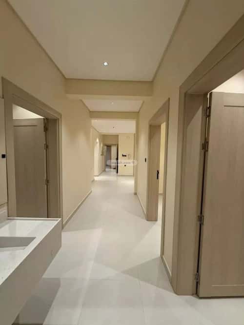 شقة 4 غرف في الرمال