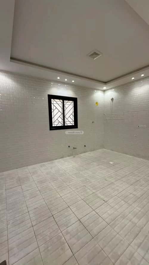 Floor 295 SQM with 5 Bedrooms Ar-Rimal, East Riyadh, Riyadh